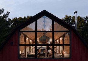 Anaway Place Barn
